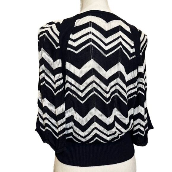 Boston Proper Black and White ZigZag Batwing Knit Sweater Wide Waistband Size XS - Picture 4 of 9